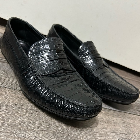 Prada black patent leather embossed croc loafer slip on shoe - Picture 1 of 11